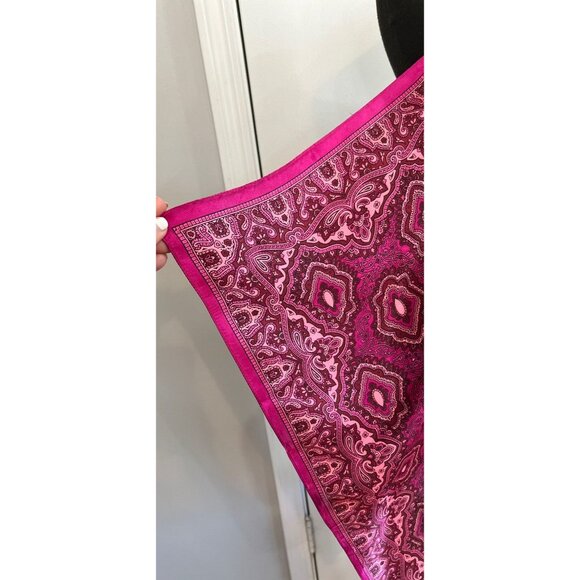 Vtg Scarf 100% Silk  Handmade Paisley Intricate Flaming Fuchsia Pink Deep Maroon - Picture 3 of 10